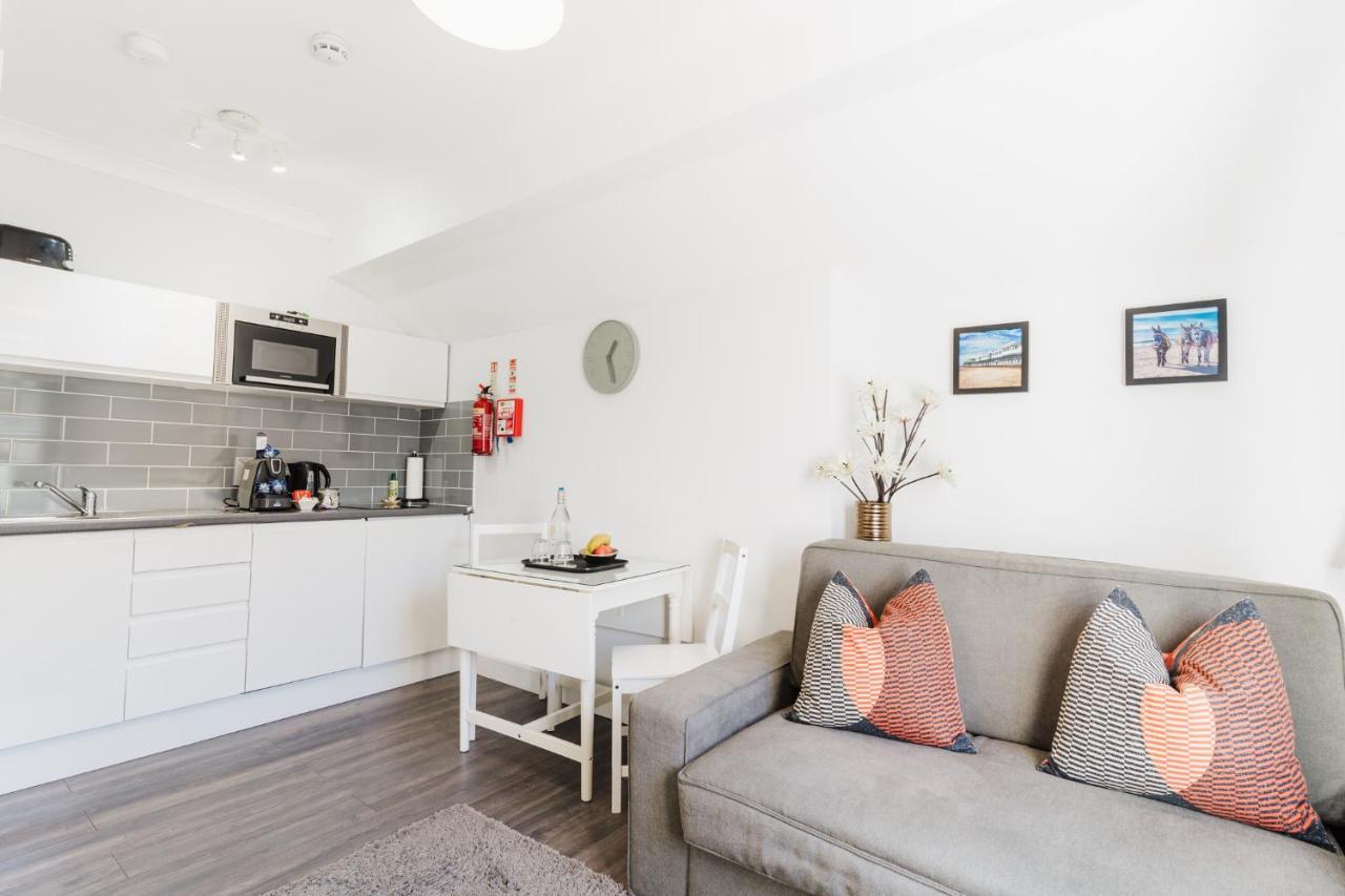 Sweet Suites Lytham Lytham St Annes Extérieur photo